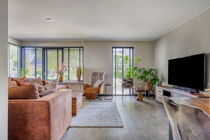 Foto 8 van Fluitekruid 38