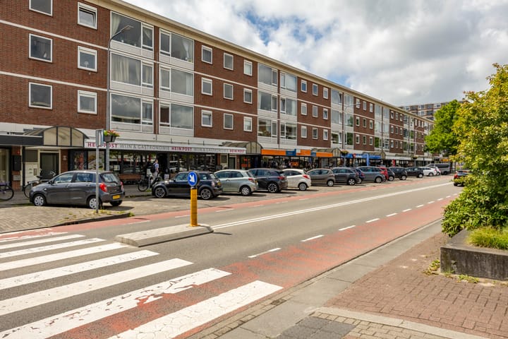 Photo 34 of Bezettingslaan 4