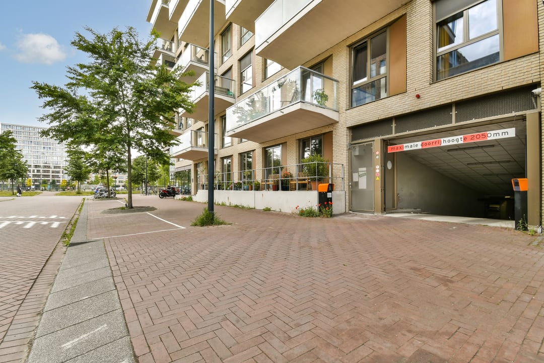 Foto 28 van Faas Wilkesstraat 123-A