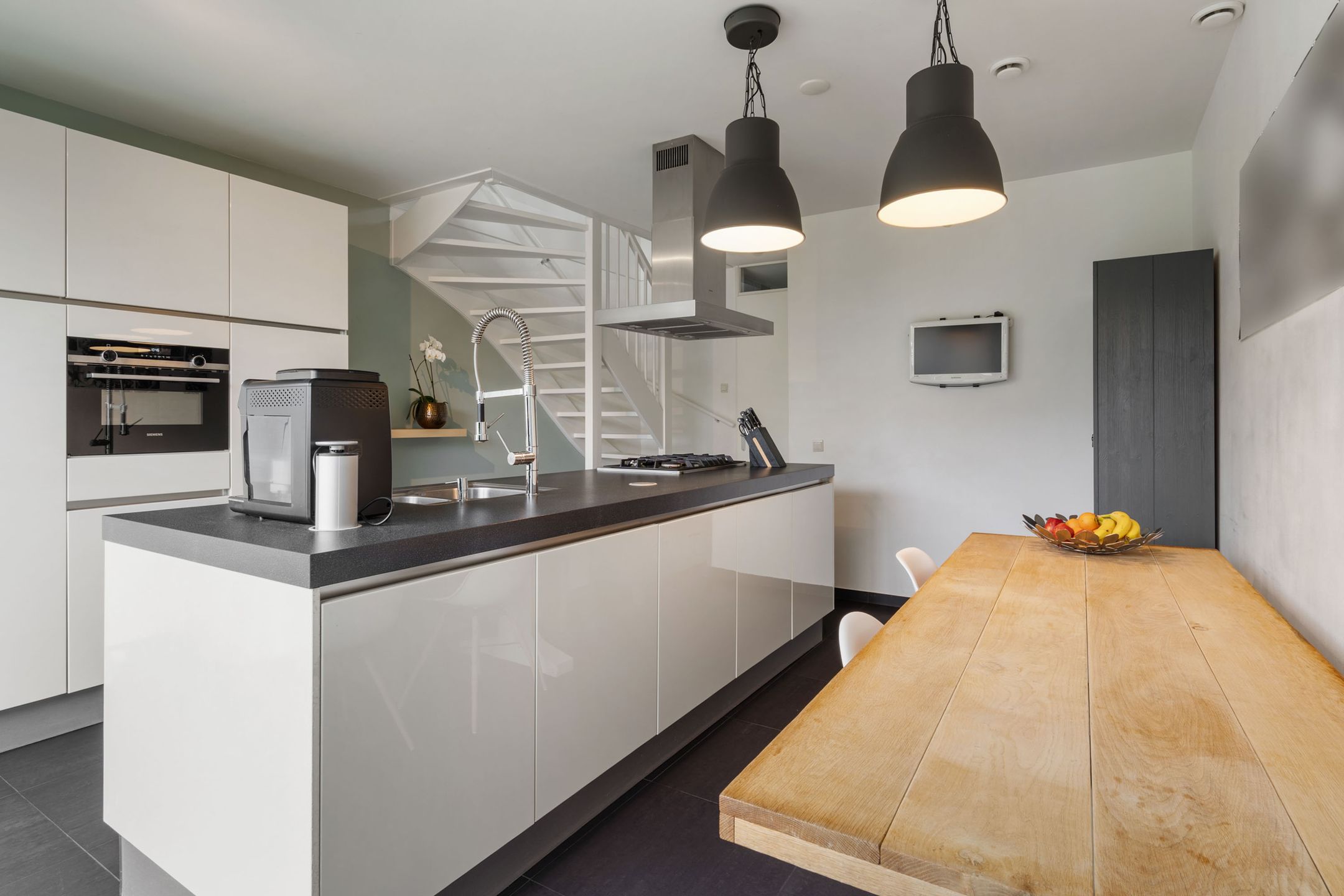 Foto 9 van Pigalle 19