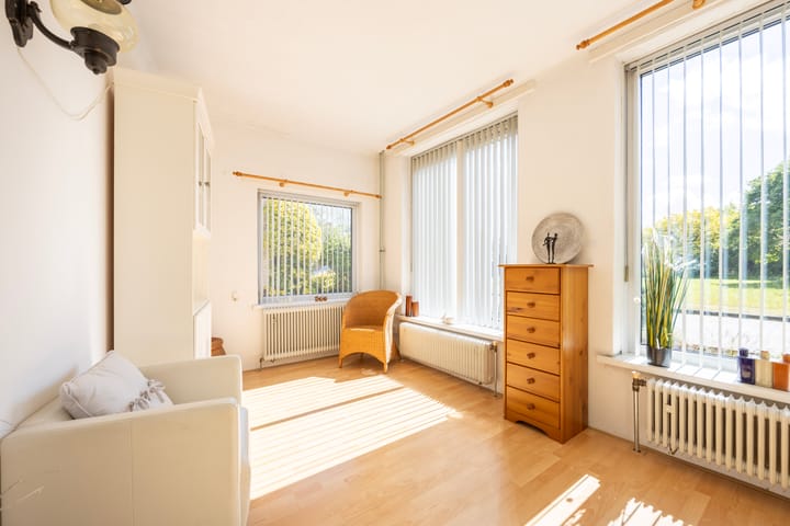 Foto 4 van Middeloolaan 15