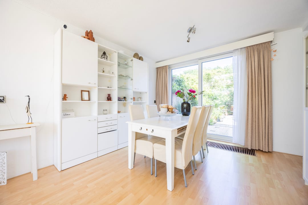 Foto 7 van Middeloolaan 15