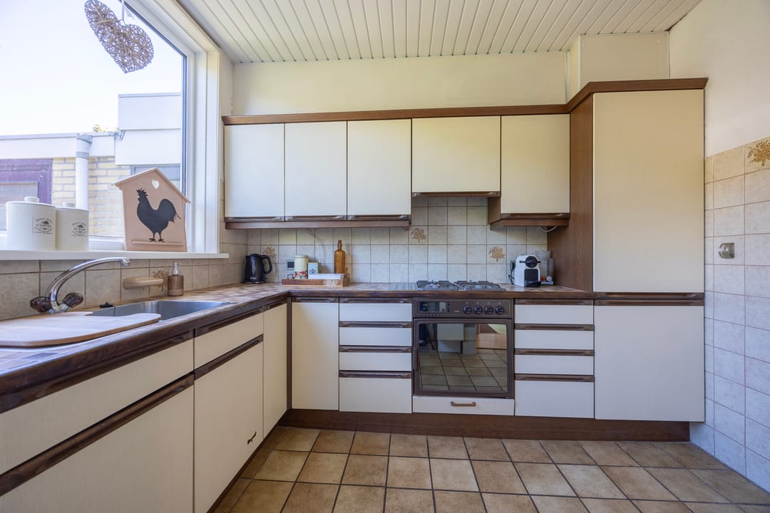 Foto 11 van Middeloolaan 15