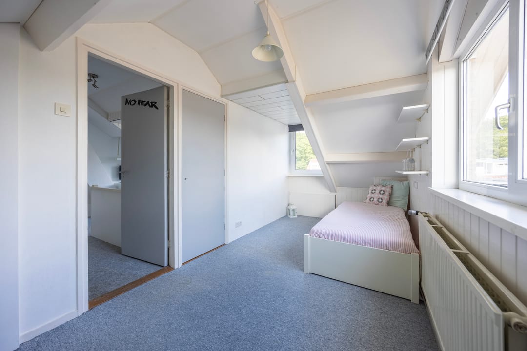 Foto 31 van Middeloolaan 15