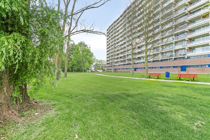 Foto 2 van Valeriusrondeel 477