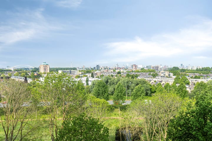 Foto 11 van Valeriusrondeel 477