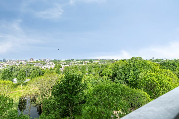 Foto 13 van Valeriusrondeel 477