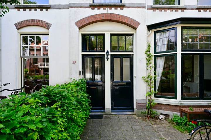 Photo 2 of Bos en Vaartstraat 13-RD