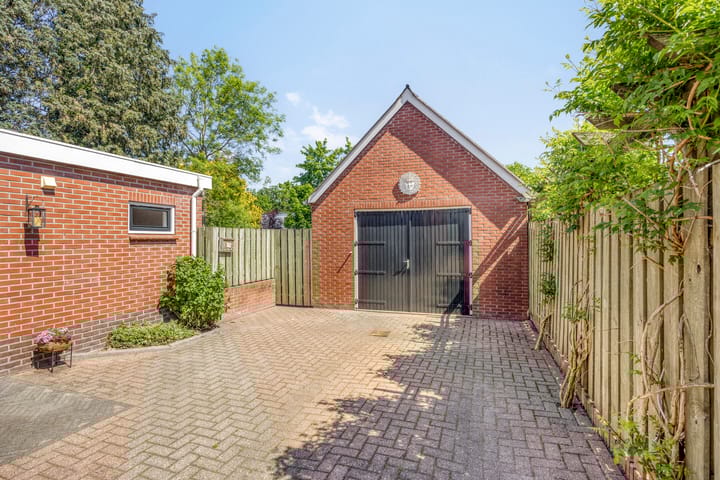 Foto 6 van Dr. H.J. Postlaan 46