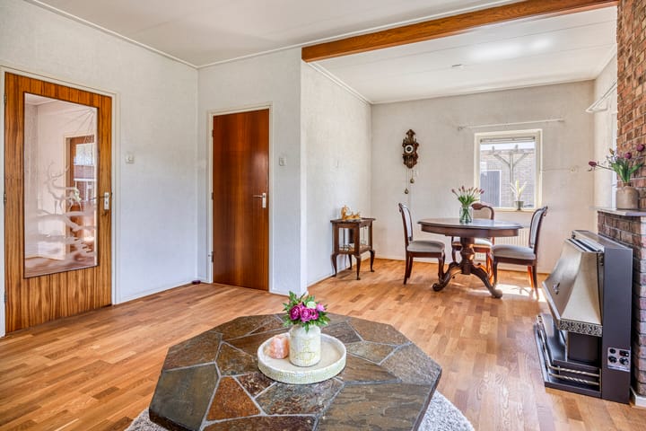 Foto 10 van Dr. H.J. Postlaan 46