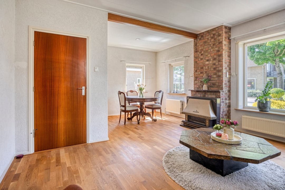 Photo 11 of Dr. H.J. Postlaan 46