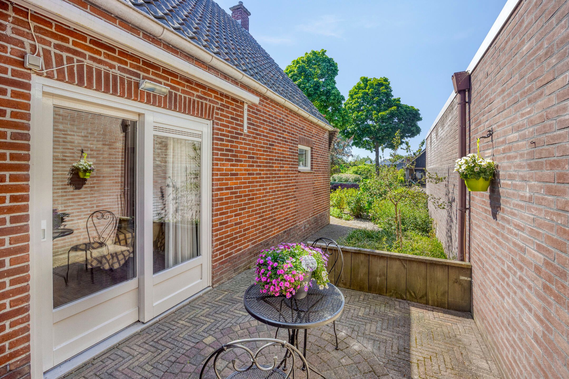 Photo 24 of Dr. H.J. Postlaan 46