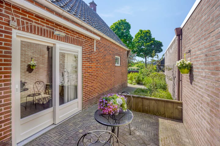 Foto 24 van Dr. H.J. Postlaan 46