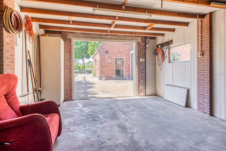 Foto 33 van Dr. H.J. Postlaan 46