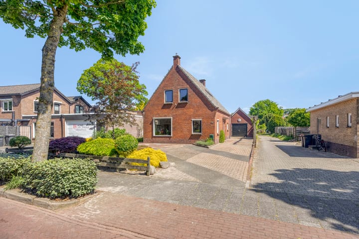 Foto 39 van Dr. H.J. Postlaan 46