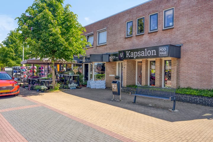 Foto 43 van Dr. H.J. Postlaan 46