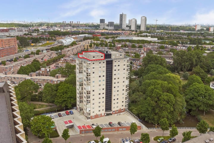 Foto 2 van Goudenregenplein 254