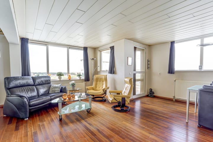 Foto 3 van Goudenregenplein 254