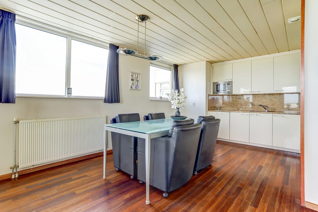 Foto 11 van Goudenregenplein 254