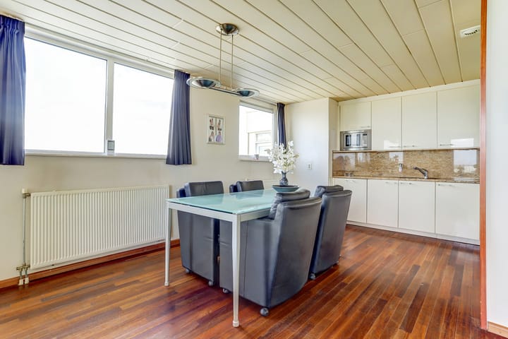 Foto 11 van Goudenregenplein 254