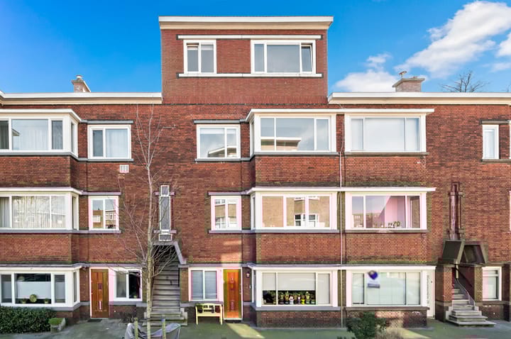 Foto 7 van Blaricumseplein 31