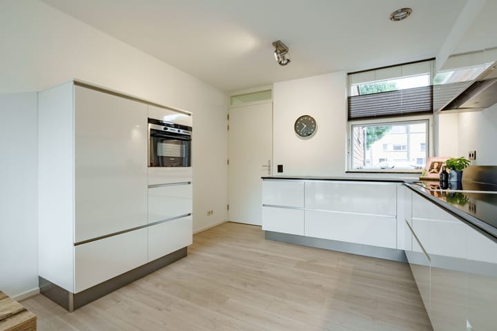 Foto 14 van Willem Elsschothove 55