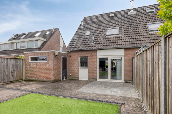 Foto 21 van Weidemaad 126