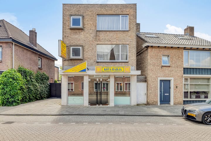 Photo 2 of Monseigneur Völkerstraat 4