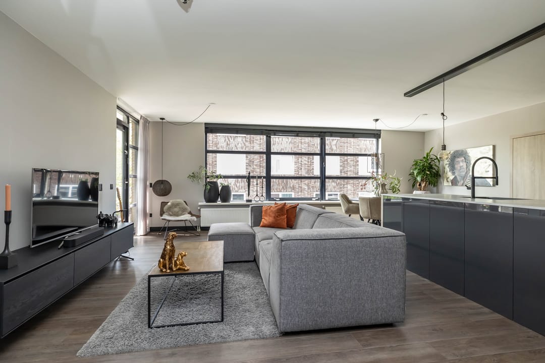 Foto 2 van van Echtenstraat 27-A