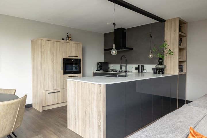 Foto 3 van van Echtenstraat 27-A