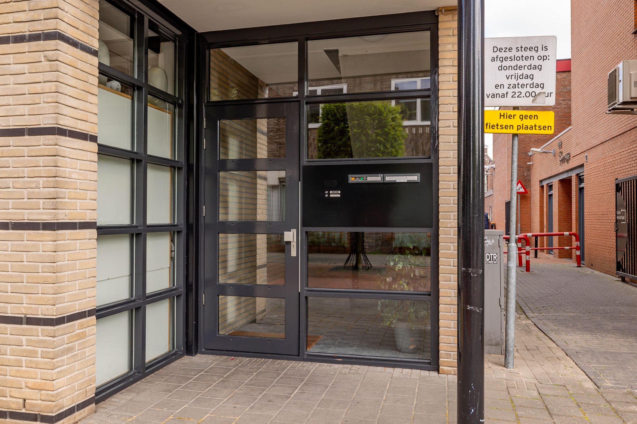 Foto 6 van van Echtenstraat 27-A