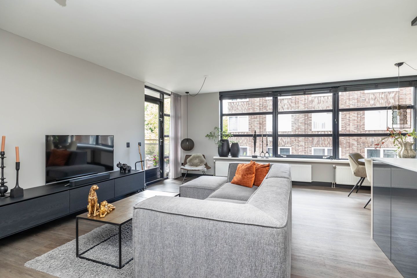 Foto 10 van van Echtenstraat 27-A