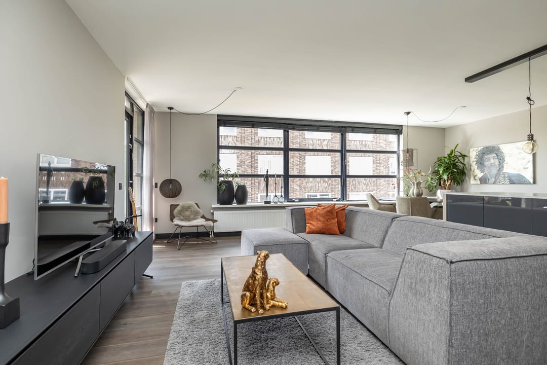 Foto 11 van van Echtenstraat 27-A