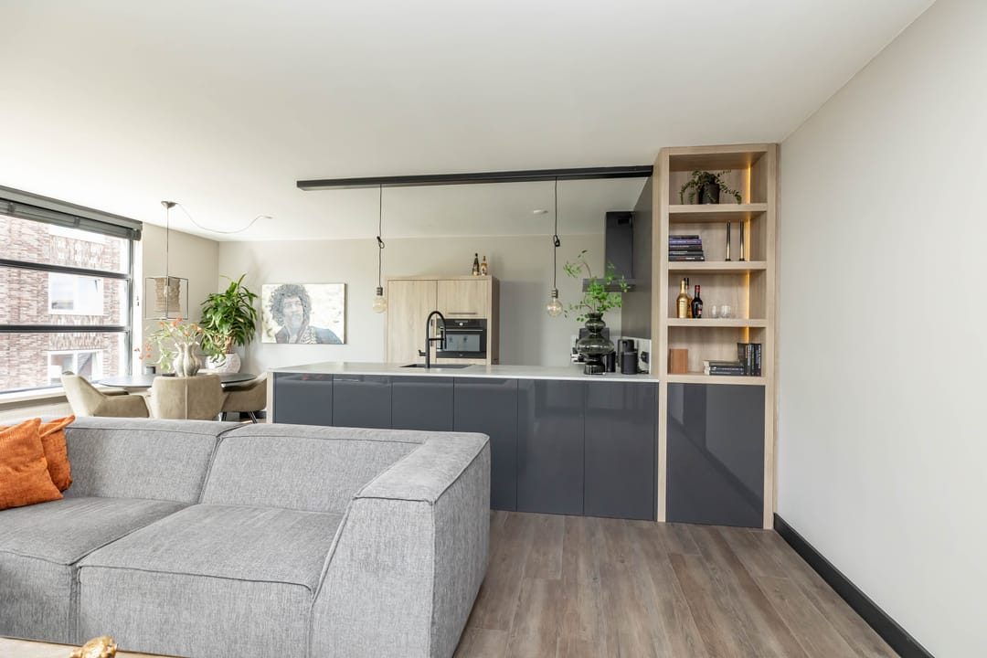 Foto 16 van van Echtenstraat 27-A