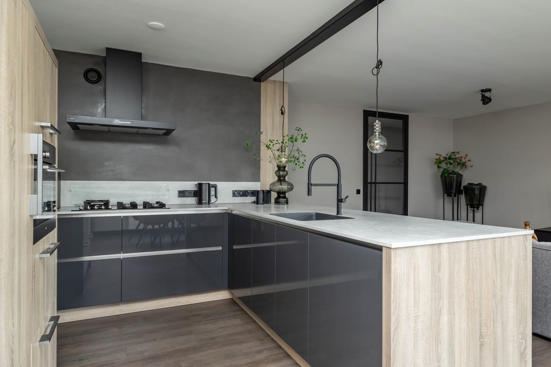 Foto 22 van van Echtenstraat 27-A