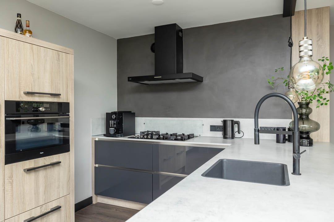 Foto 23 van van Echtenstraat 27-A