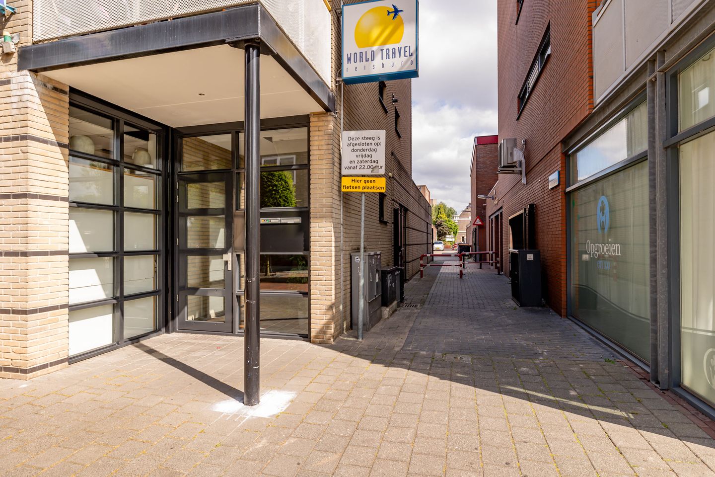 Foto 44 van van Echtenstraat 27-A