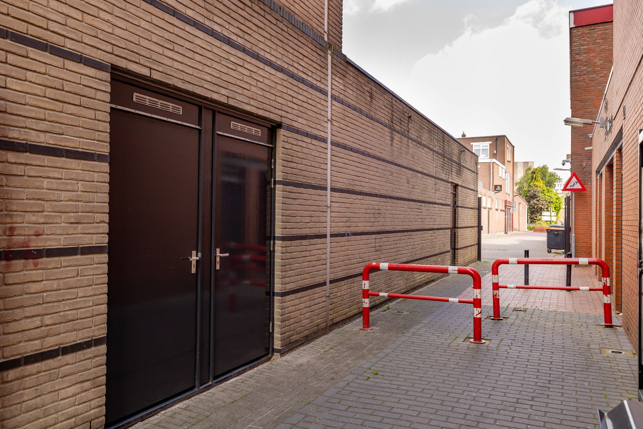 Foto 45 van van Echtenstraat 27-A