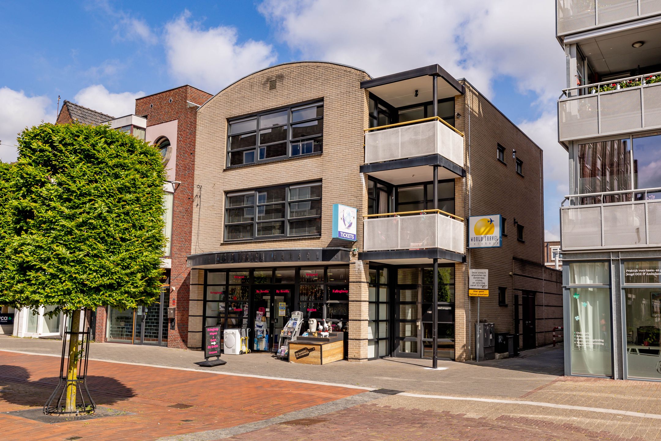 Foto 48 van van Echtenstraat 27-A