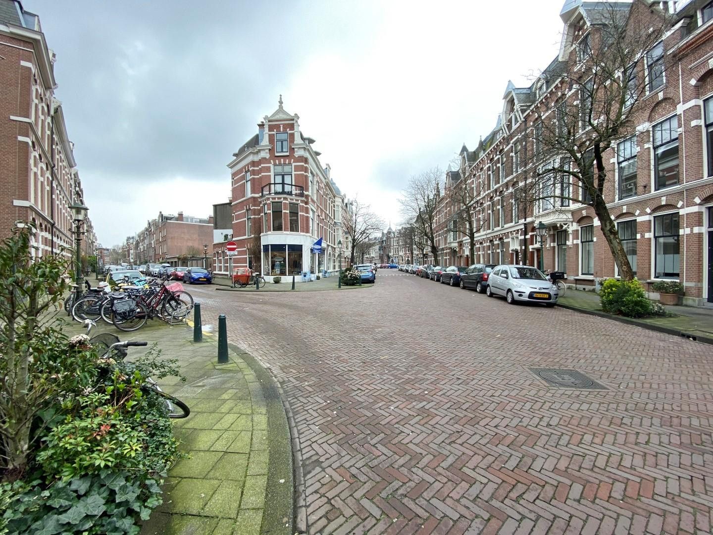 Foto 27 van 2e Sweelinckstraat 100