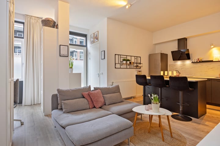 Foto 2 van Helfrichstraat 1-K