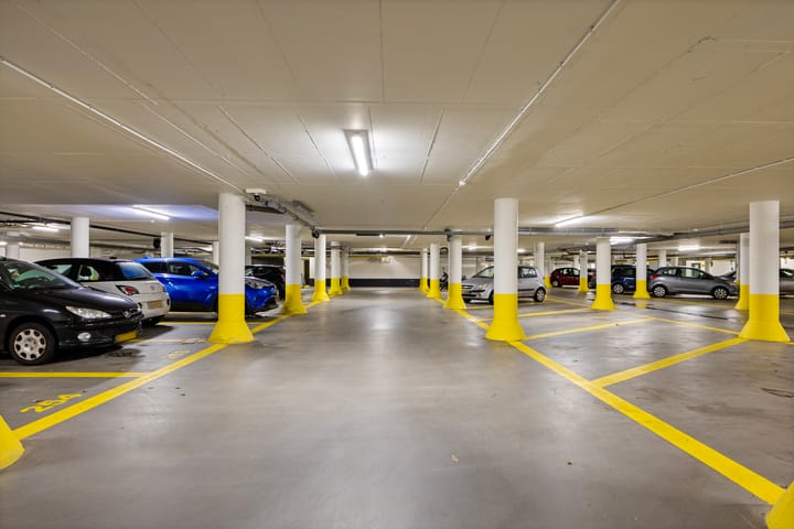 Foto 28 van Helfrichstraat 1-K