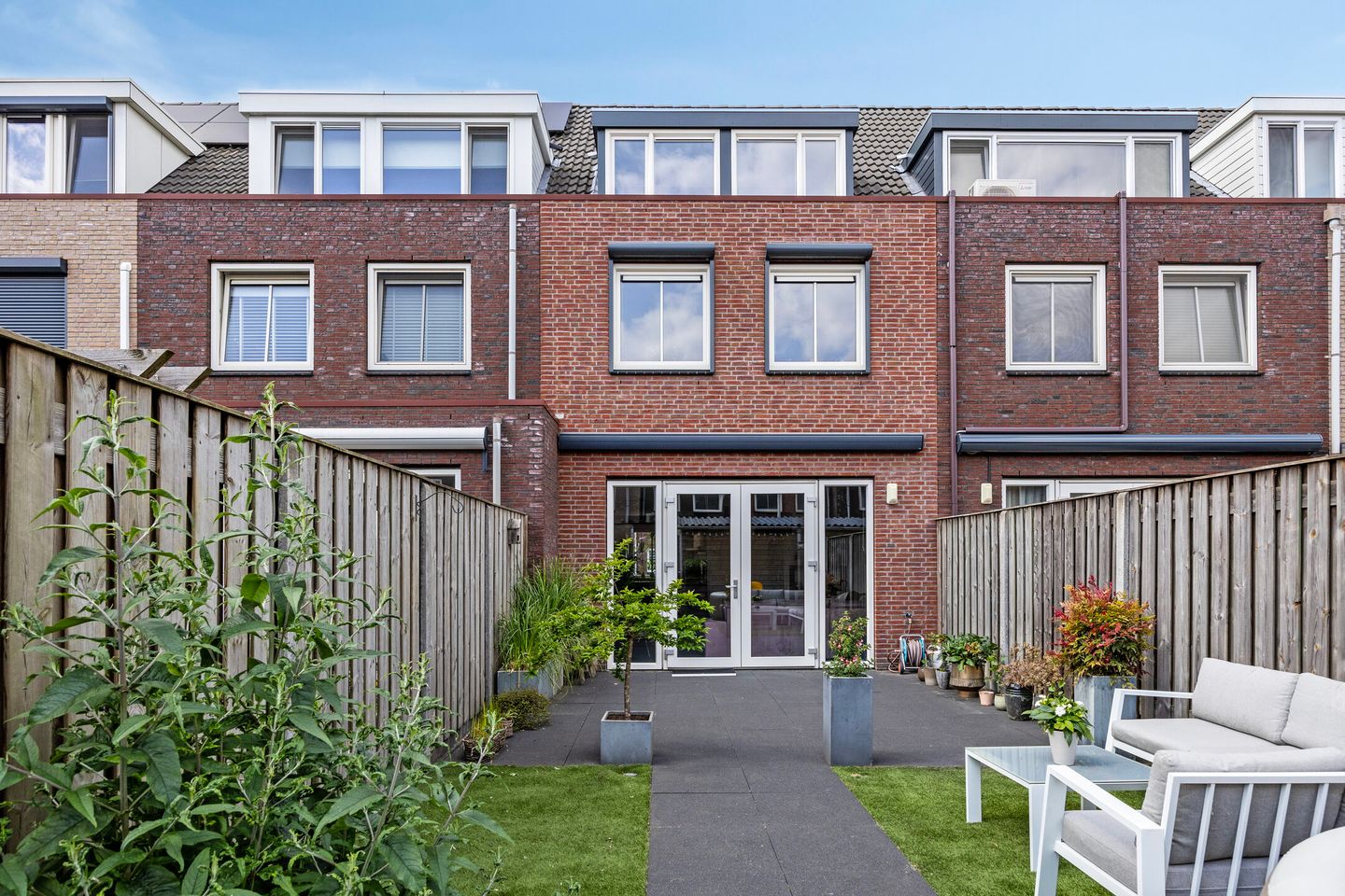 Foto 4 van Steur 146