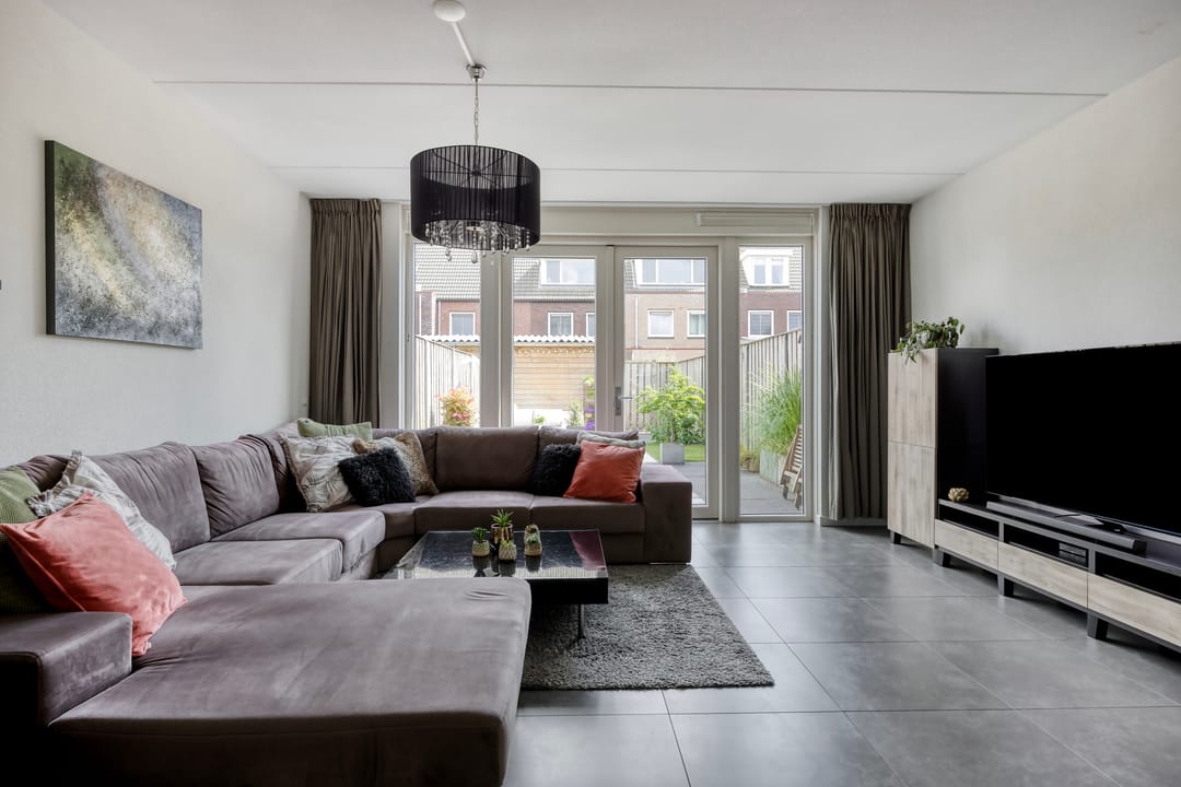 Foto 8 van Steur 146