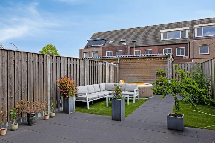 Foto 26 van Steur 146