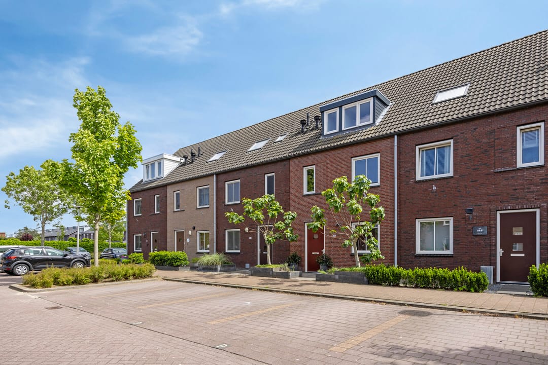 Foto 28 van Steur 146