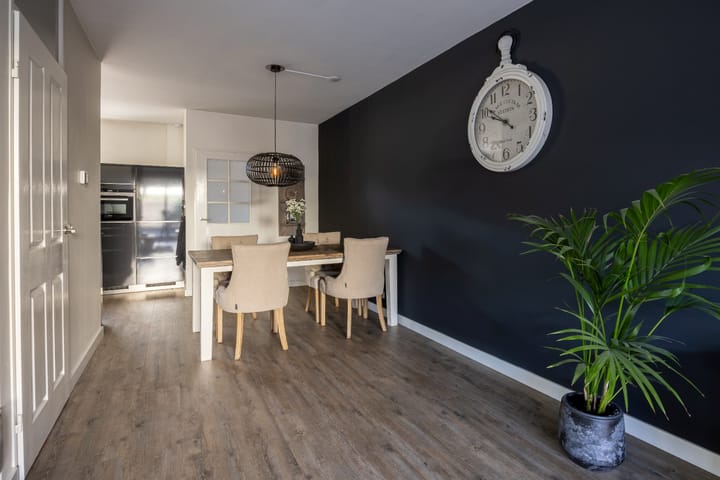 Photo 12 of Esdoornlaan 90