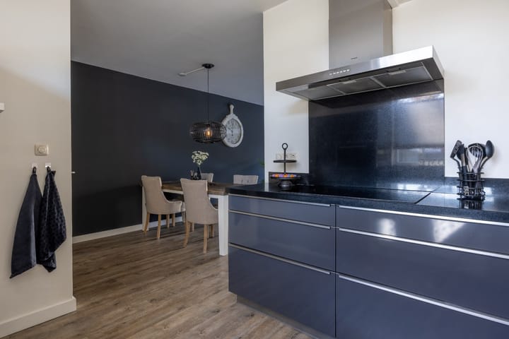 Photo 13 of Esdoornlaan 90