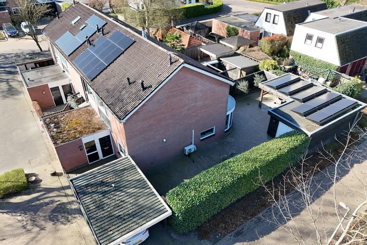 Photo 26 of Esdoornlaan 90