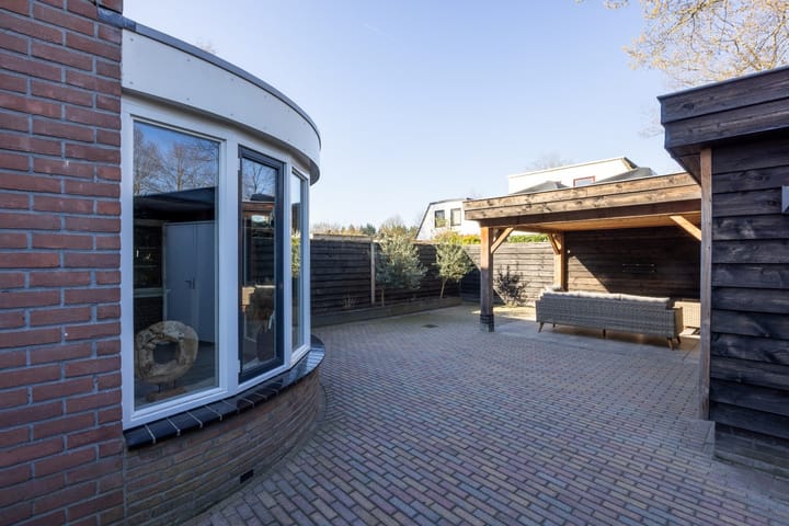 Photo 28 of Esdoornlaan 90